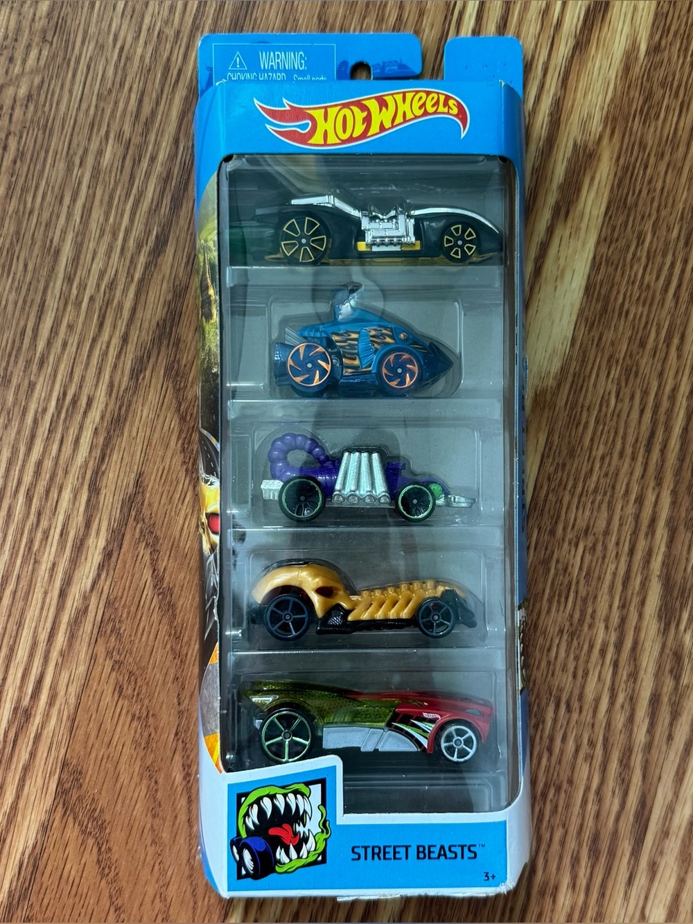 Hot Wheels Street Beasts 5-Pack Die-Cast Toy Cars Set 1:64 Scale